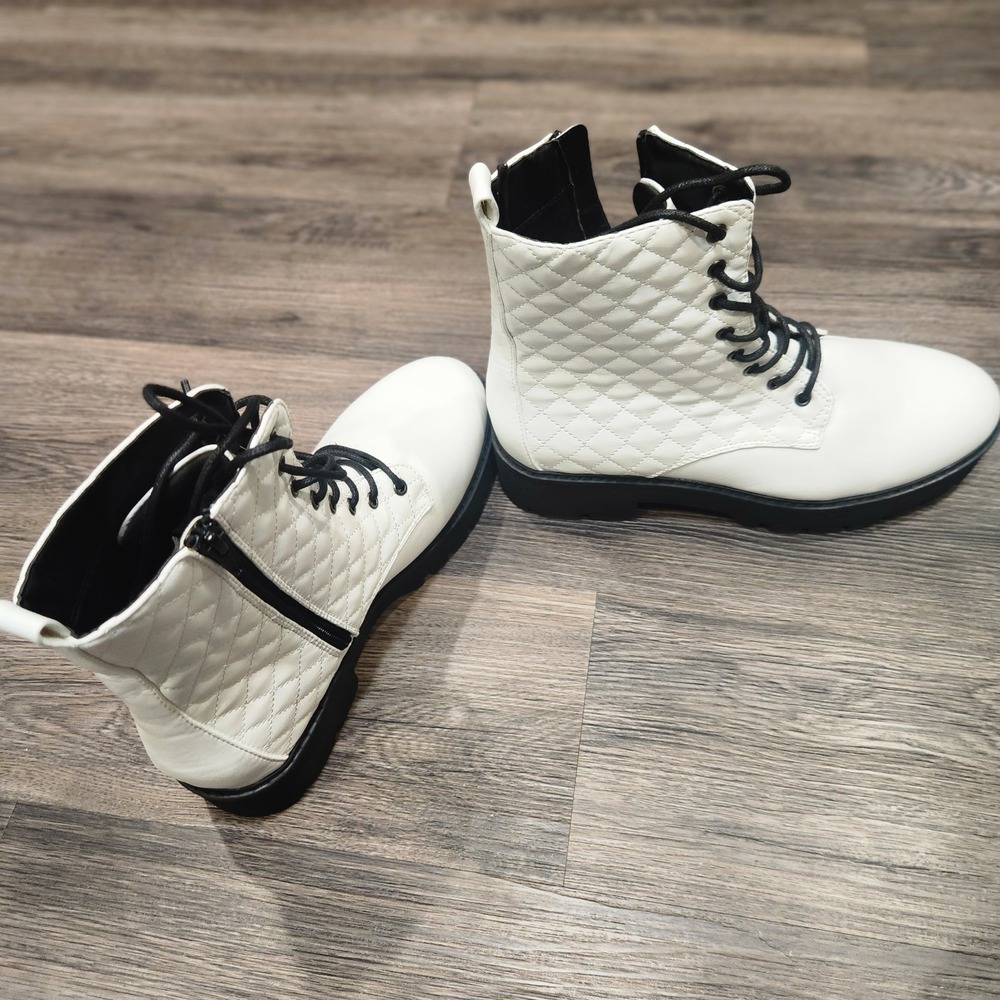 Quilted Combat Boots Lace Up Ankle Booties Lug Sole White Fashion Size?